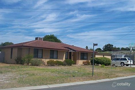 9 Stillwater Gdns, South Lake, WA 6164