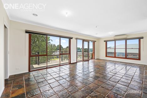 Property photo of 14 Wallace Crescent Drouin VIC 3818