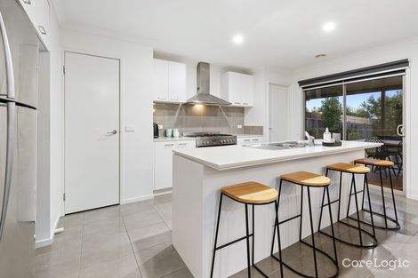 Property photo of 15 Tamara Circuit Langwarrin VIC 3910