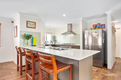 Property photo of 16 Regatta Boulevard Champion Lakes WA 6111