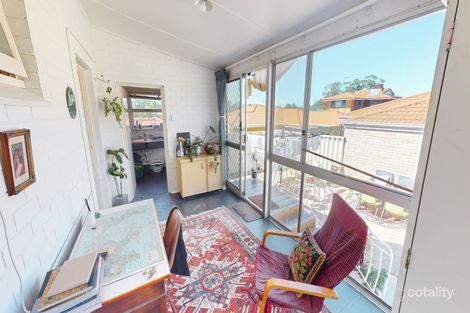 Property photo of 39 Simper Crescent White Gum Valley WA 6162