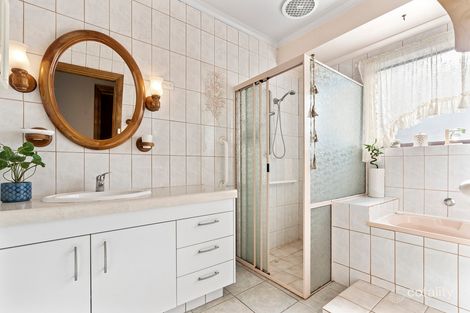 Property photo of 8 Middleton Avenue Paringa SA 5340