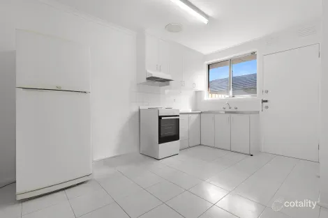 Property photo of 2/34-36 Ladd Street Watsonia VIC 3087