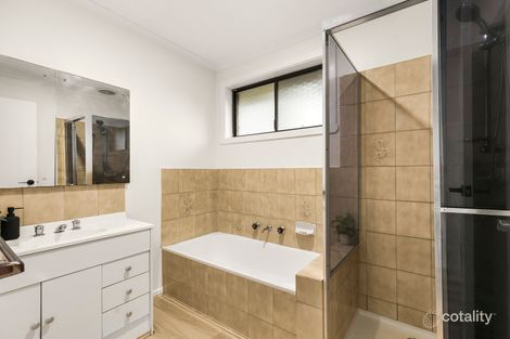 Property photo of 2/4 Chippewa Avenue Donvale VIC 3111