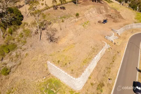 Property photo of 18 Latsky Drive Cotswold Hills QLD 4350