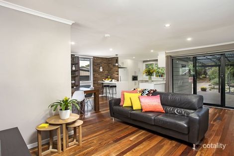 Property photo of 21 Kitchener Street Hughes ACT 2605