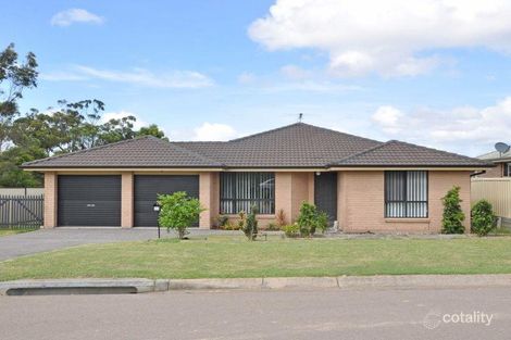 22 Coburn Cct, Metford, NSW 2323