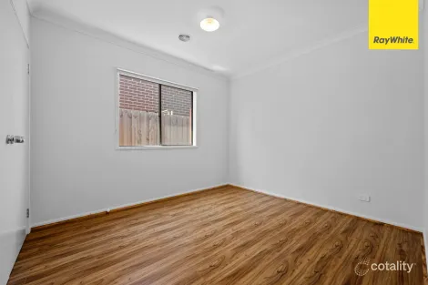 Property photo of 3 Wanneroo Circuit Harkness VIC 3337