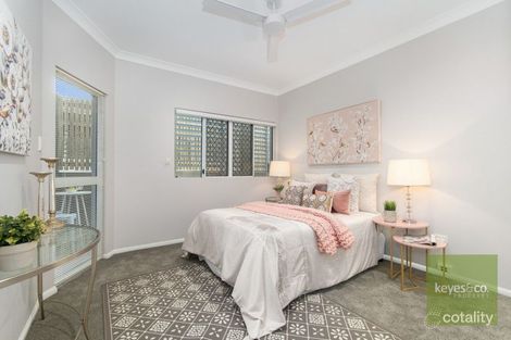 Property photo of 2/4 Stanton Terrace Townsville City QLD 4810