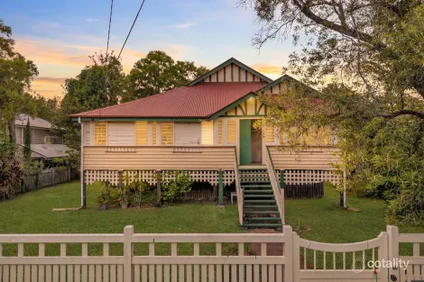 63 Clewley St, Corinda, QLD 4075