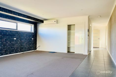 Property photo of 1/24 Tyler Crescent Tarneit VIC 3029