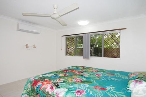 Property photo of 2/106 Greenslopes Street Edge Hill QLD 4870
