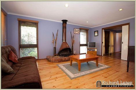 6 Shirra Cl, Monash, ACT 2904