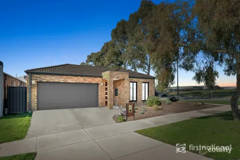 Property photo of 2 Karlson Way Cranbourne North VIC 3977