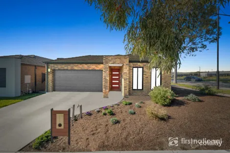Property photo of 2 Karlson Way Cranbourne North VIC 3977