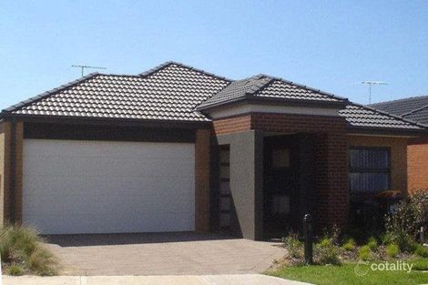 Property photo of 7 Lanark Place Deer Park VIC 3023