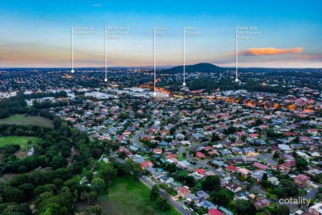 Property photo of 40 Bridle Street Mansfield QLD 4122