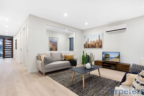 Property photo of 44 Peak Crescent Wantirna VIC 3152