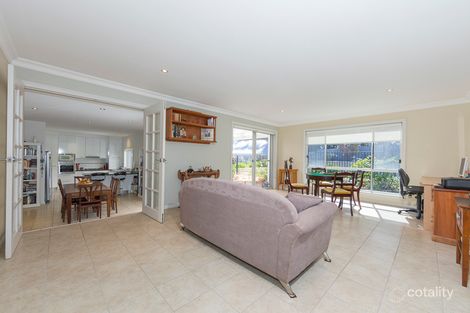 Property photo of 10 Leichhardt Place Sunshine Bay NSW 2536