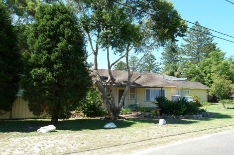 Property photo of 65 Clemenceau Crescent Tanilba Bay NSW 2319