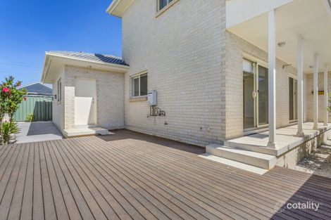 Property photo of 2/1 William Avenue Warilla NSW 2528