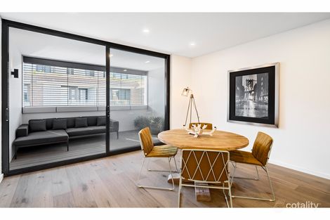 Property photo of 13/5 Gurrigal Street Mosman NSW 2088