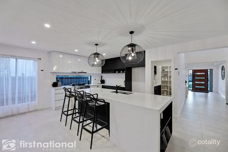 Property photo of 37 Highvale Rise Warragul VIC 3820