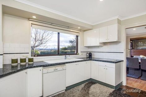 Property photo of 27 Vagabond Crescent McKellar ACT 2617