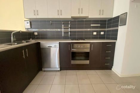 Property photo of 22 Quarry Circuit Coburg VIC 3058