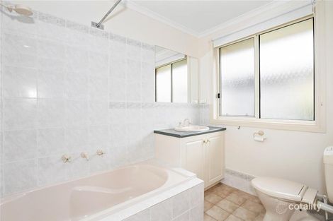 Property photo of 15 Glenhelen Road Morphett Vale SA 5162