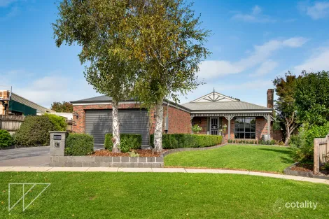 Property photo of 2 Betula Court Warragul VIC 3820