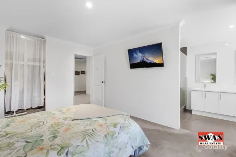 Property photo of 36 Longmore Loop Swan View WA 6056