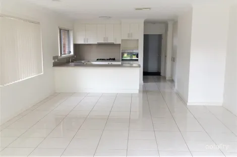 Property photo of 9 Stringybark Court Thurgoona NSW 2640