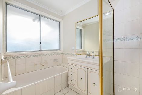 Property photo of 14 Longford Court Kealba VIC 3021