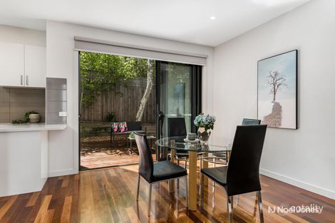Property photo of 2/2 Woodside Avenue Ringwood VIC 3134