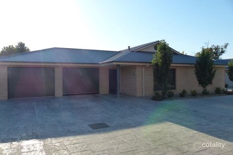 Property photo of 2/585 Livermore Street Lavington NSW 2641