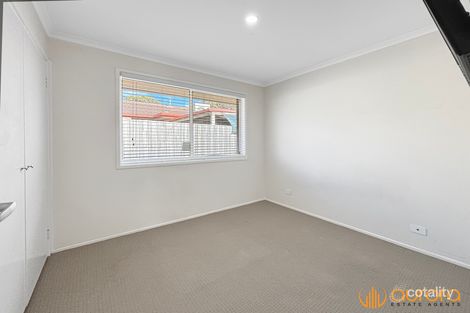 Property photo of 12 Gullquist Way Pakenham VIC 3810