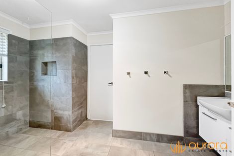 Property photo of 12 Gullquist Way Pakenham VIC 3810