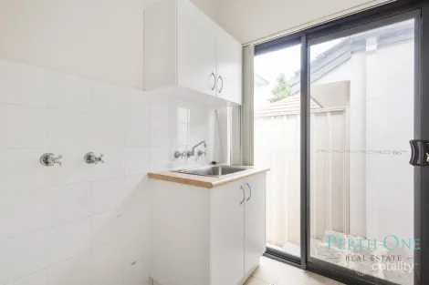 Property photo of 146B Huntriss Road Doubleview WA 6018