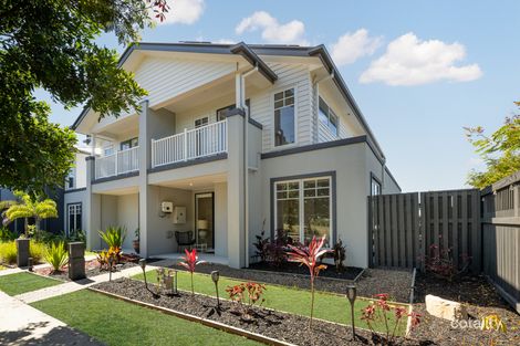 210 Lakeview Prom, Newport, QLD 4020