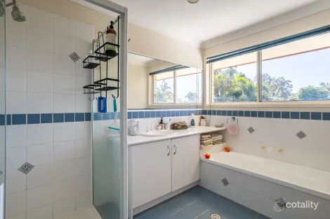 Property photo of 45 Derwent Place Riverhills QLD 4074