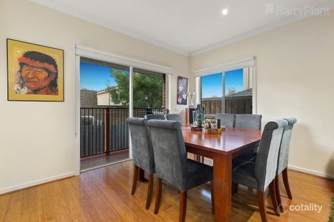 Property photo of 2/6-8 Innes Court Berwick VIC 3806