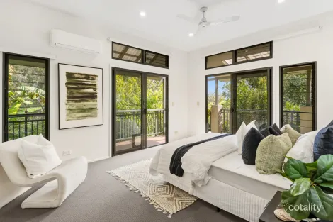 Property photo of 31 Healy Court Mudgeeraba QLD 4213