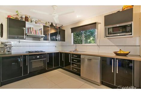 Property photo of 19 Malabar Street Wynnum West QLD 4178