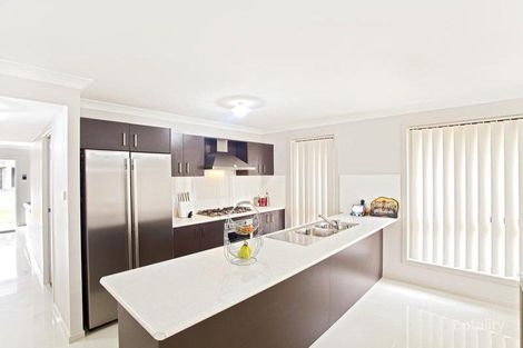 Property photo of 17 Rowan Place Prestons NSW 2170