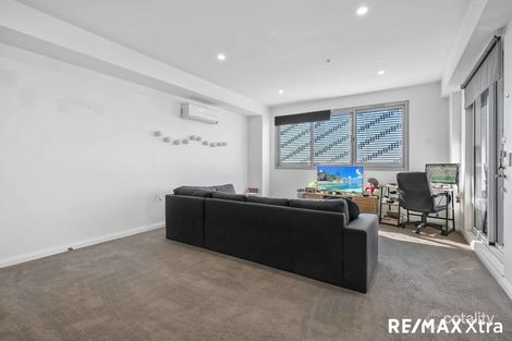 Property photo of 1707/5 Second Avenue Blacktown NSW 2148