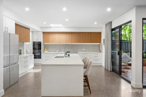 Property photo of 2/201 Hope Street Geelong West VIC 3218