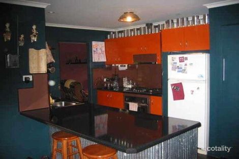 Property photo of 18 Gundaroo Square Werribee VIC 3030