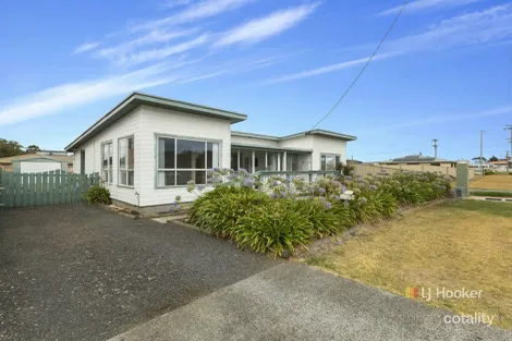 133 Old Bass Hwy, Wynyard, TAS 7325