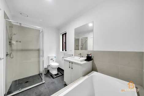 Property photo of 28 Cotter Way Truganina VIC 3029